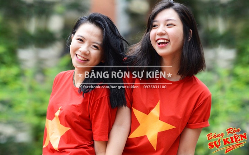 Áo cờ đỏ sao vàng