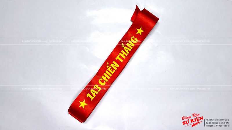 In Băng Rôn Cổ Vũ Bé Tham Gia Hoạt Động Ngoại Khóa 